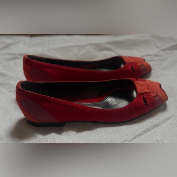 Brand New Fendi peep toe suede flats size 36.5 - Picture 2 of 8